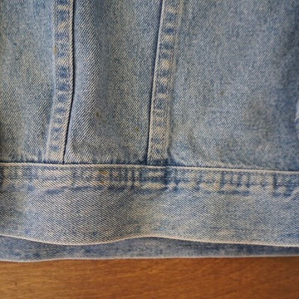 Disney Store Mickey & Minnie Mouse embroidered Denim Jacket Blue Womens Size XL - Picture 8 of 11
